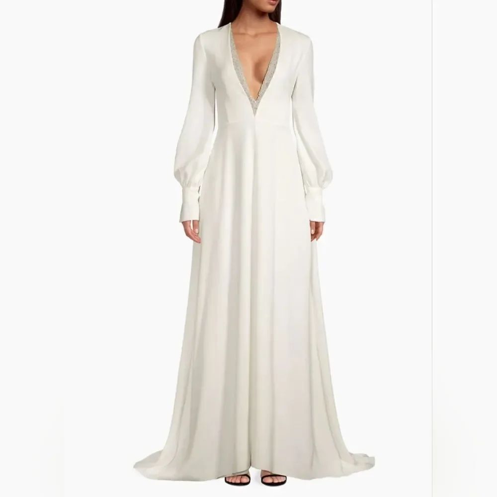 Sachin & Babi Britt Plunge A-Line Gown NWOT size 8 Ivory/White